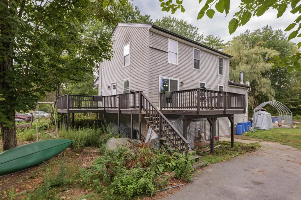 69 Long Hill Road Raymond NH 03077