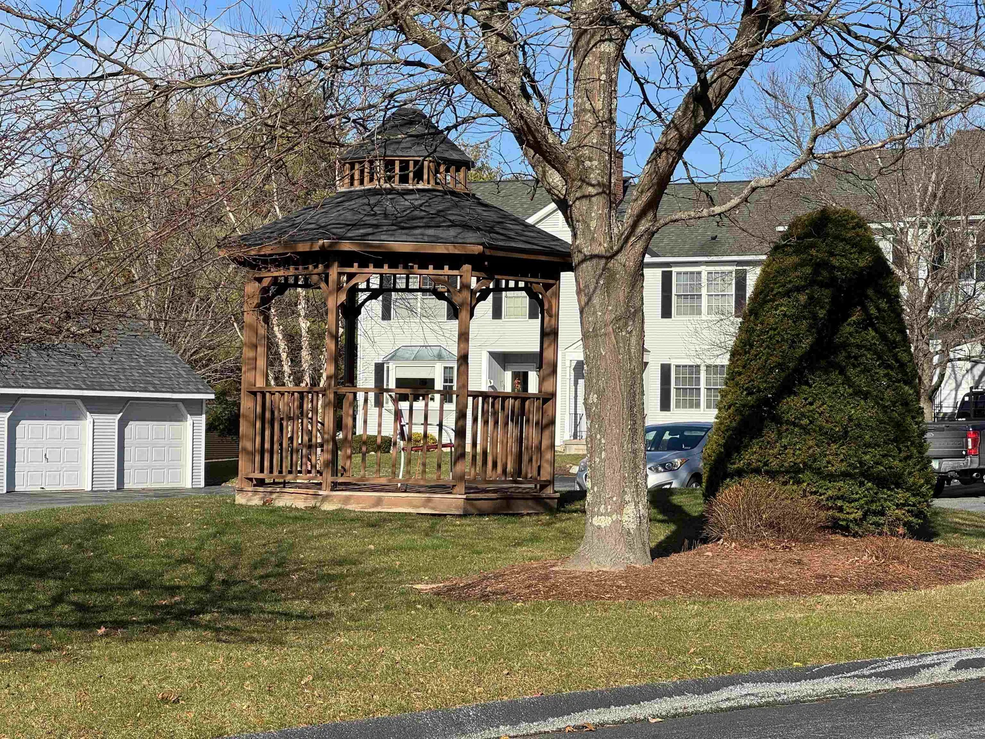 17 Twin Circle Middlebury VT 05753