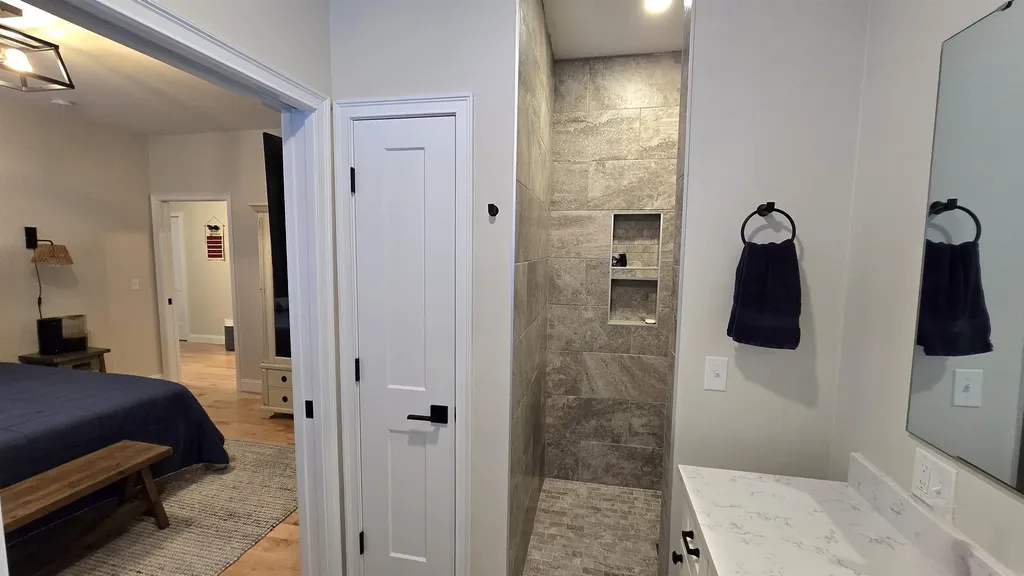 24 John Hardie Way Chichester NH 03258