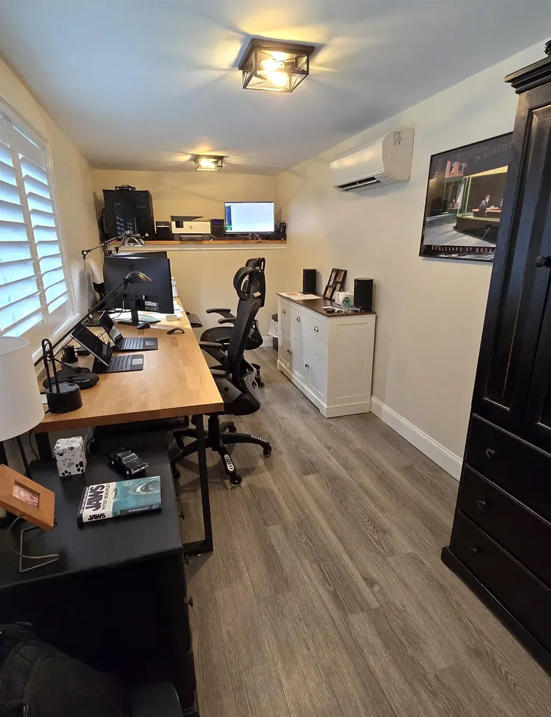 24 John Hardie Way Chichester NH 03258