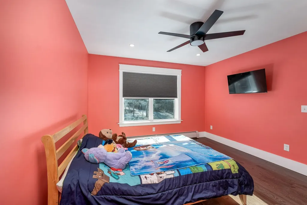 54 Dutile Road Belmont NH 03220