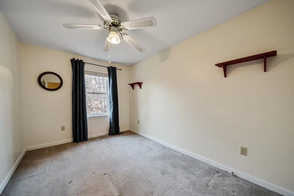 15 Four Winds Road Merrimack NH 03054