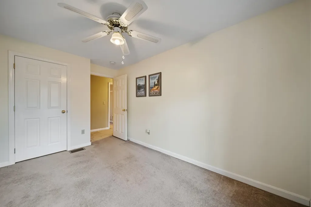 15 Four Winds Road Merrimack NH 03054