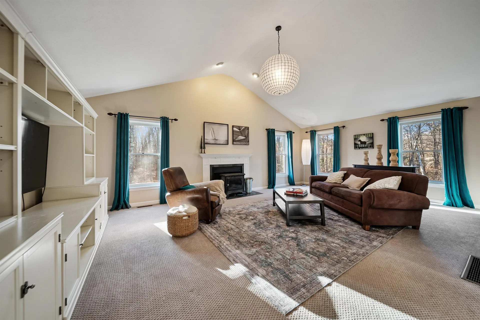 15 Four Winds Road Merrimack NH 03054