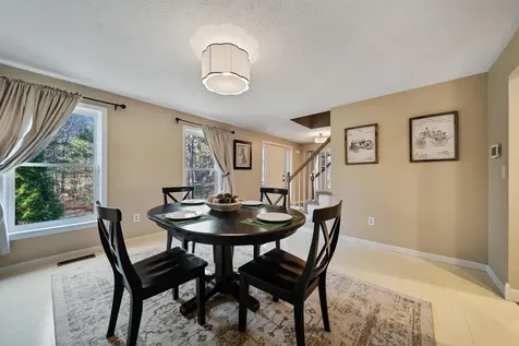 15 Four Winds Road Merrimack NH 03054