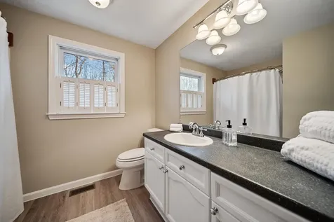 15 Four Winds Road Merrimack NH 03054