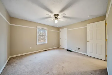 15 Four Winds Road Merrimack NH 03054