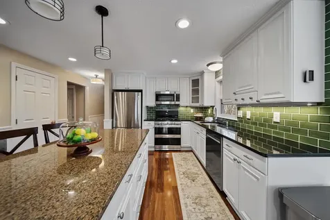 15 Four Winds Road Merrimack NH 03054