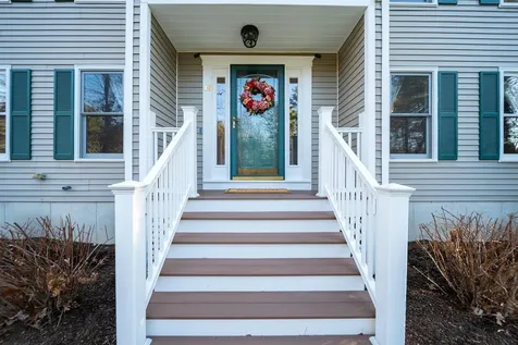 15 Four Winds Road Merrimack NH 03054