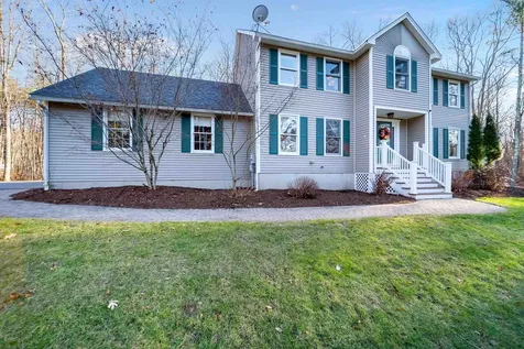 15 Four Winds Road Merrimack NH 03054