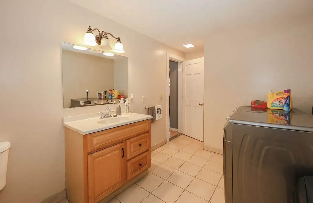 724 Sanborn Road Sanbornton NH 03269