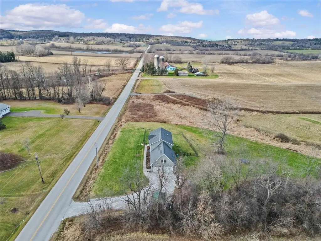 1120 Polly Hubbard Road Georgia VT 05478