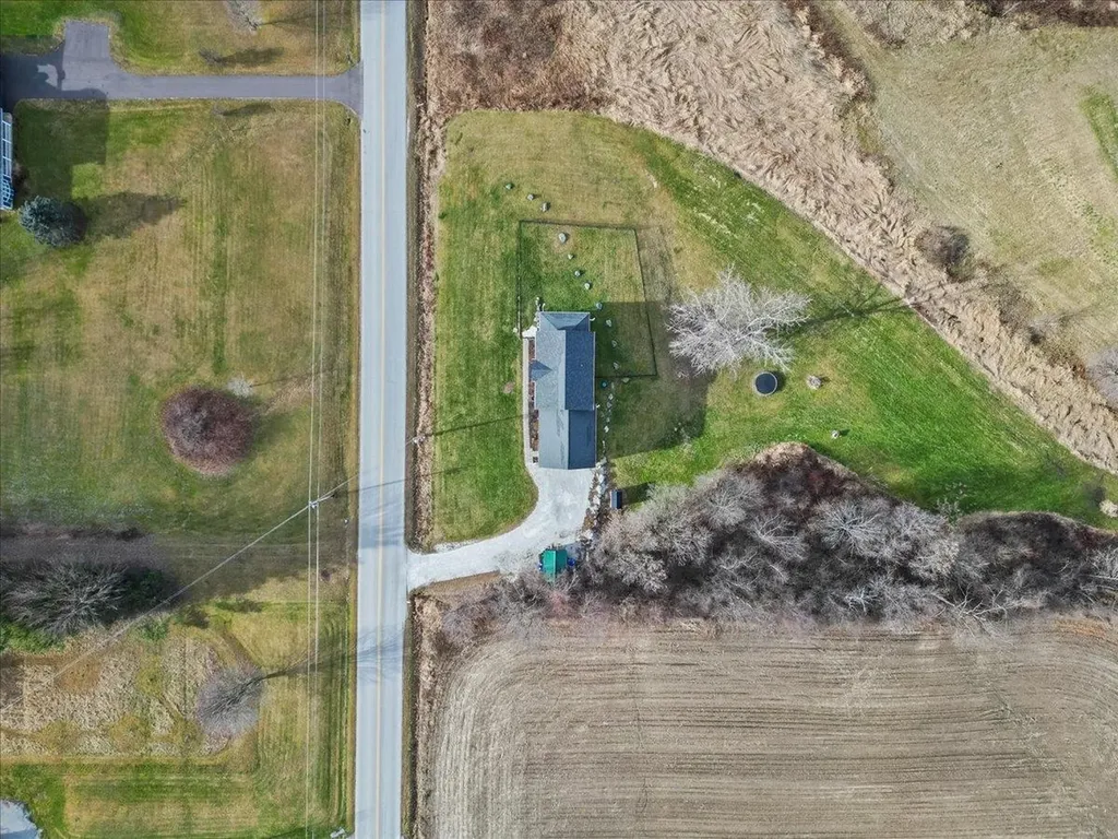 1120 Polly Hubbard Road Georgia VT 05478