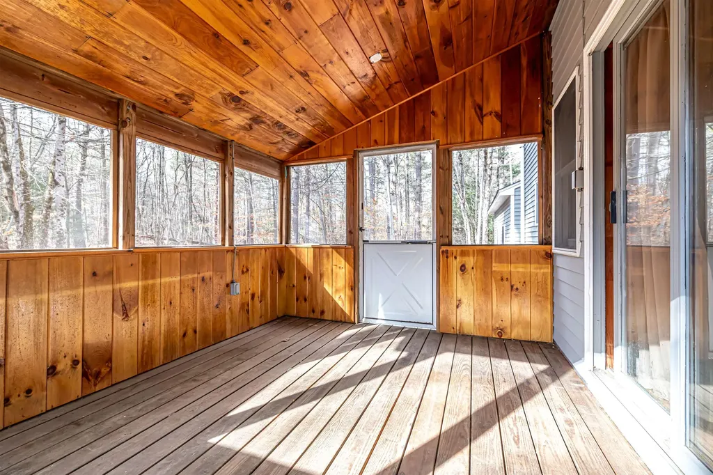 10 Serenitas Lane Goffstown NH 03045