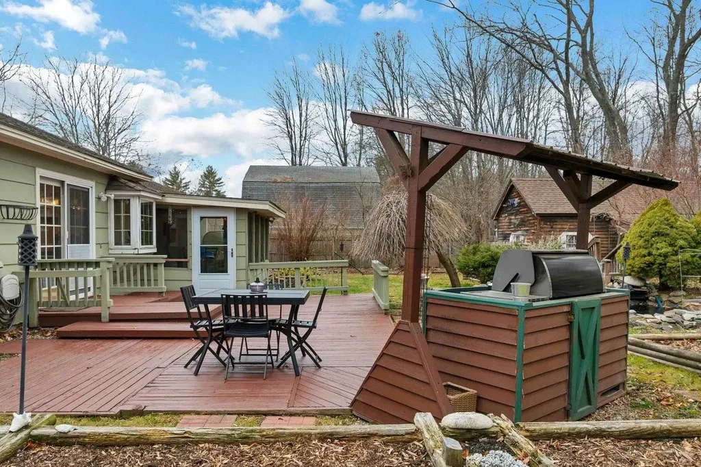 22 Corson Street Rochester NH 03867