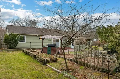 22 Corson Street Rochester NH 03867