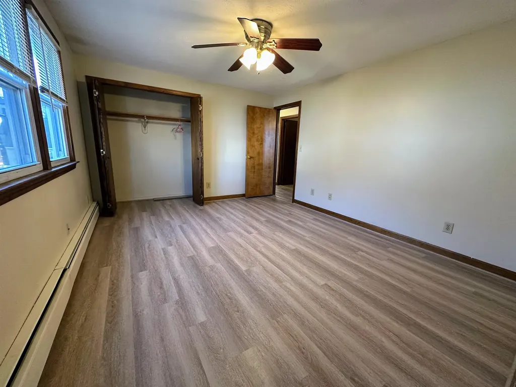 33 Elwood Avenue Manchester NH 03103