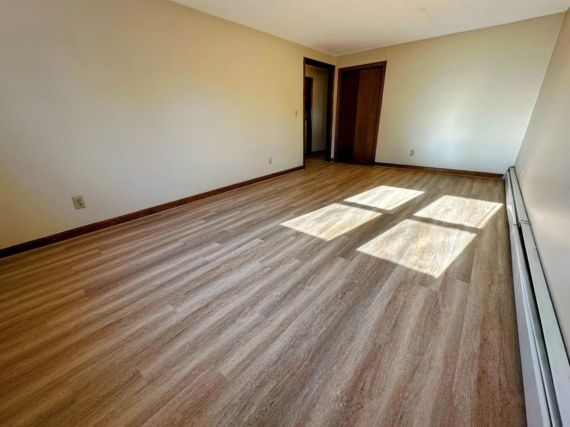 33 Elwood Avenue Manchester NH 03103