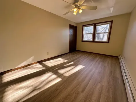 33 Elwood Avenue Manchester NH 03103