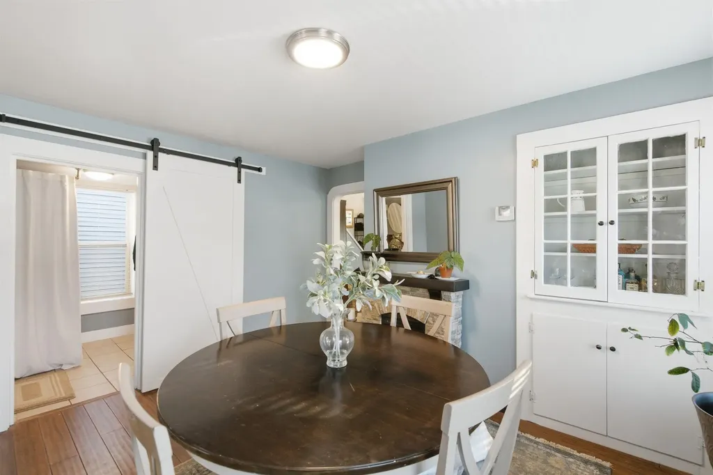 29 Central Street Derry NH 03038