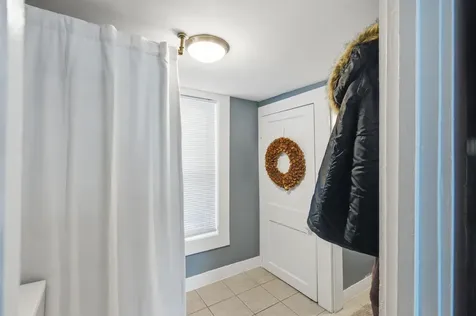 29 Central Street Derry NH 03038