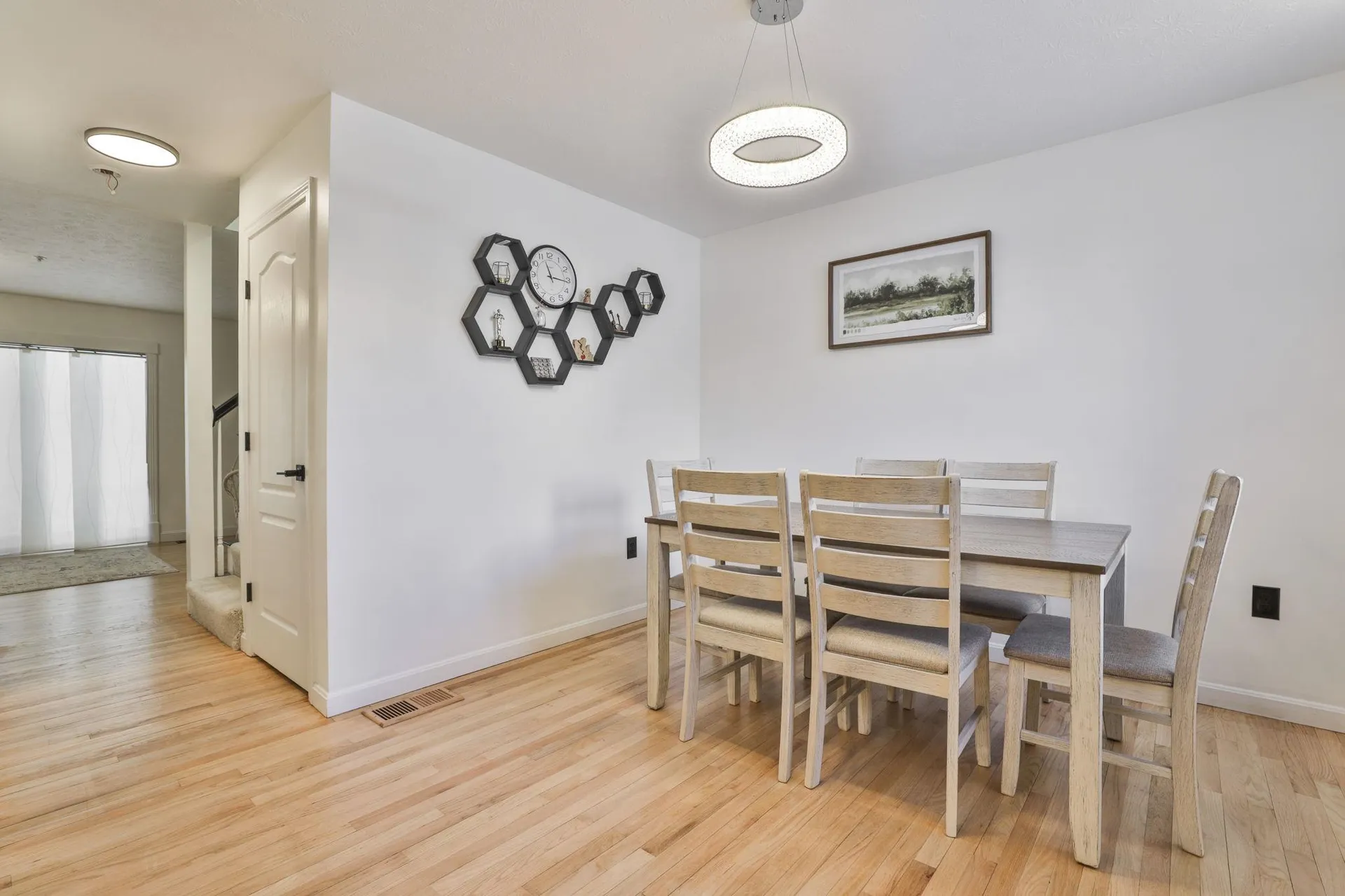 24 Suffolk Court Bedford NH 03110