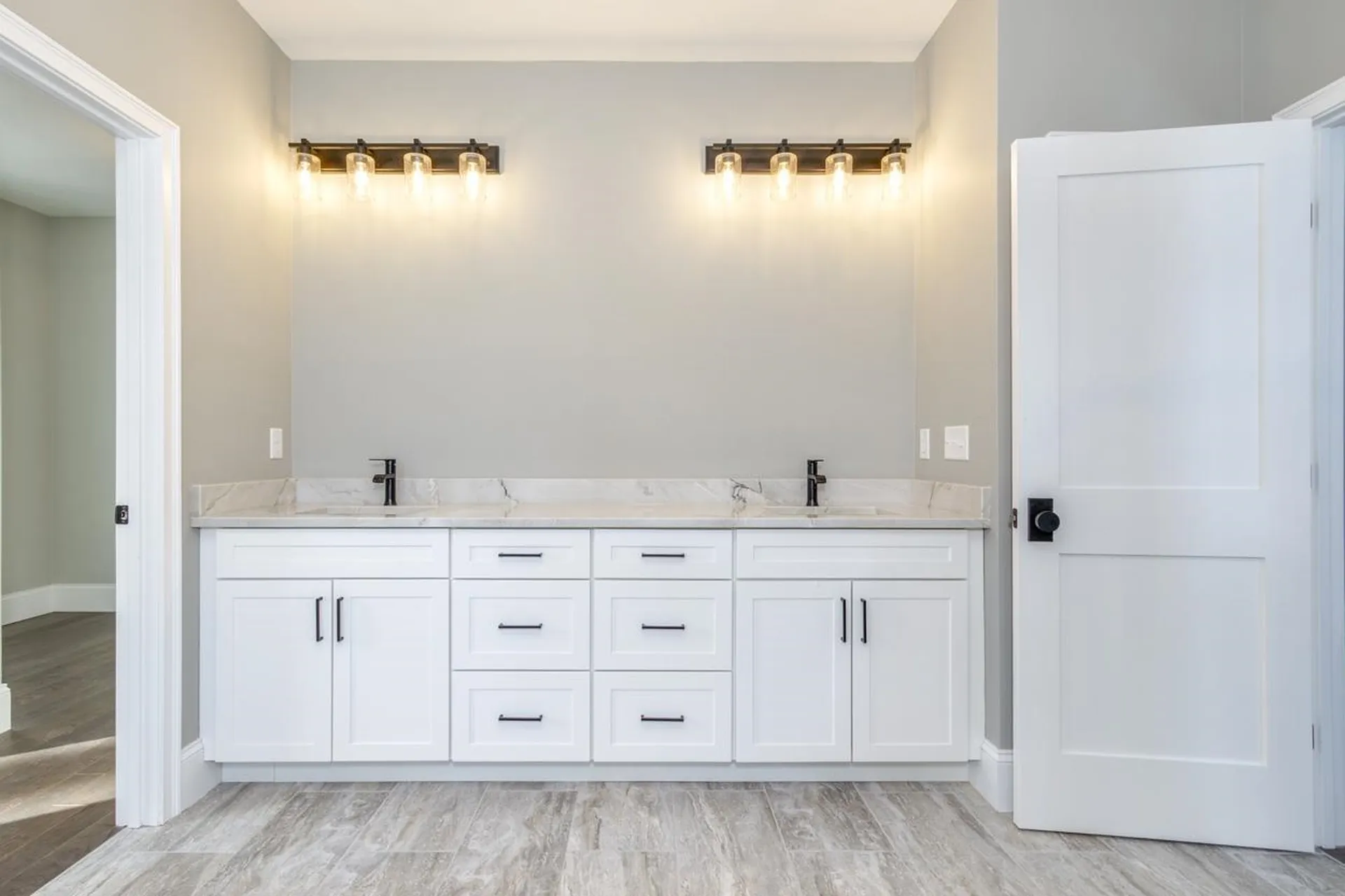 2 Deer Run East Kingston NH 03827