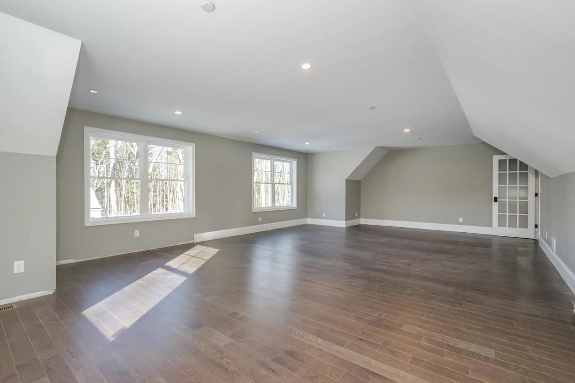 2 Deer Run East Kingston NH 03827