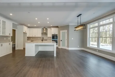 2 Deer Run East Kingston NH 03827