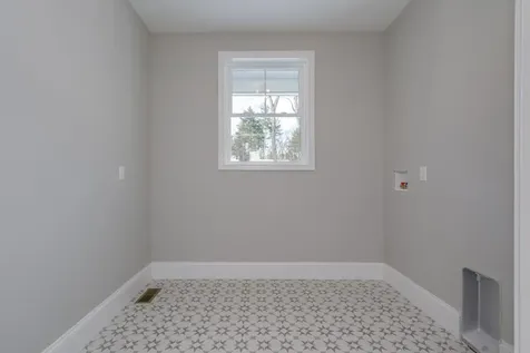 2 Deer Run East Kingston NH 03827