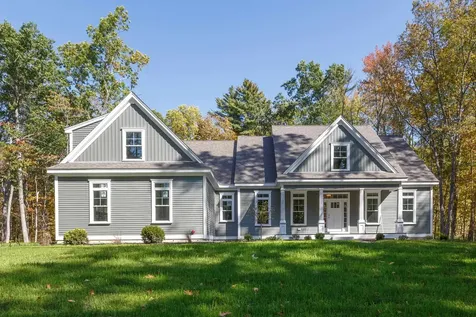 2 Deer Run East Kingston NH 03827