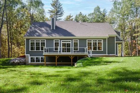 2 Deer Run East Kingston NH 03827