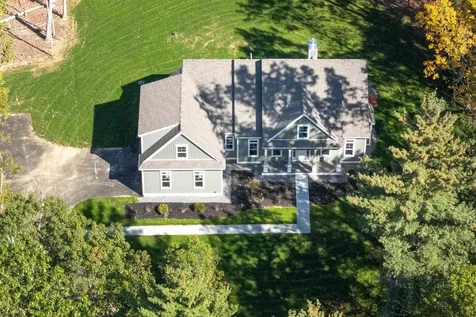 2 Deer Run East Kingston NH 03827