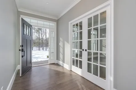 2 Deer Run East Kingston NH 03827