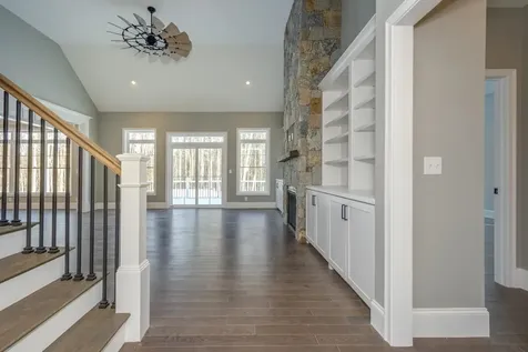 2 Deer Run East Kingston NH 03827