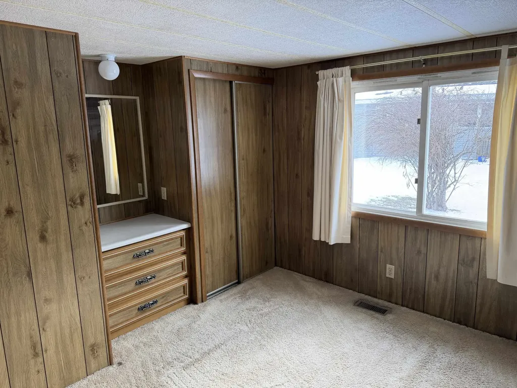 47 Scott Avenue Seabrook NH 03874