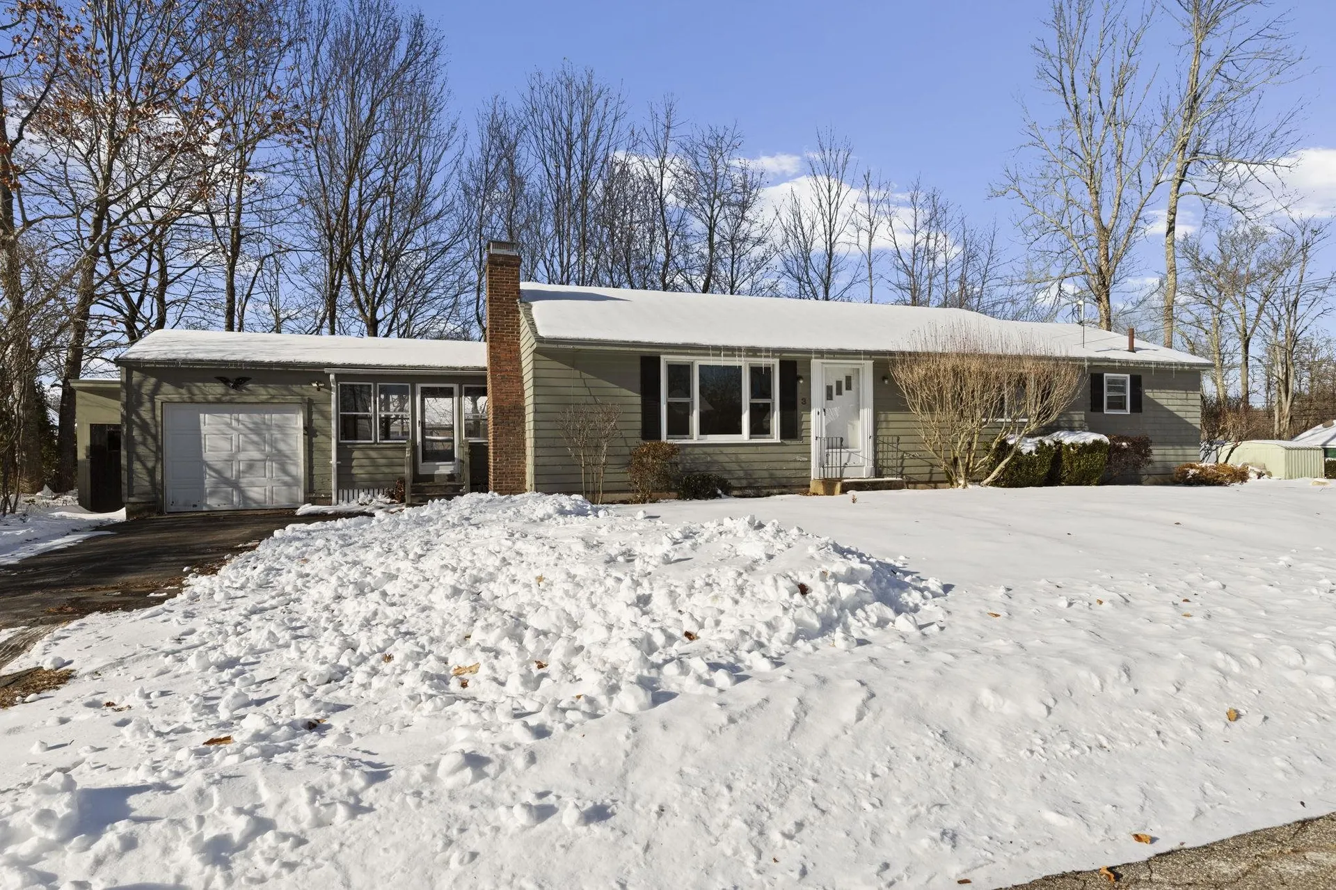 3 Henrietta Street Rochester NH 03867