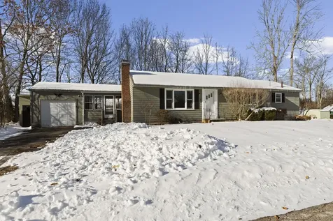 3 Henrietta Street Rochester NH 03867