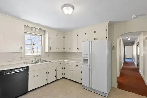 3 Henrietta Street Rochester NH 03867