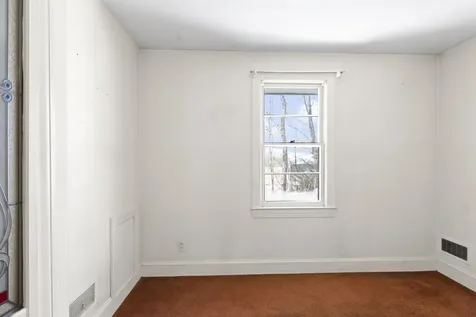 3 Henrietta Street Rochester NH 03867