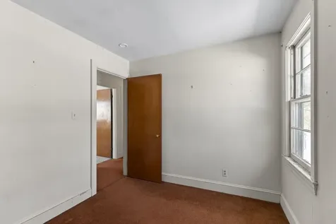 3 Henrietta Street Rochester NH 03867