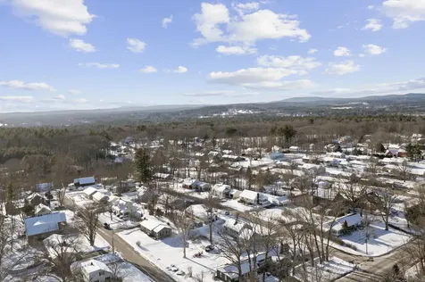 3 Henrietta Street Rochester NH 03867