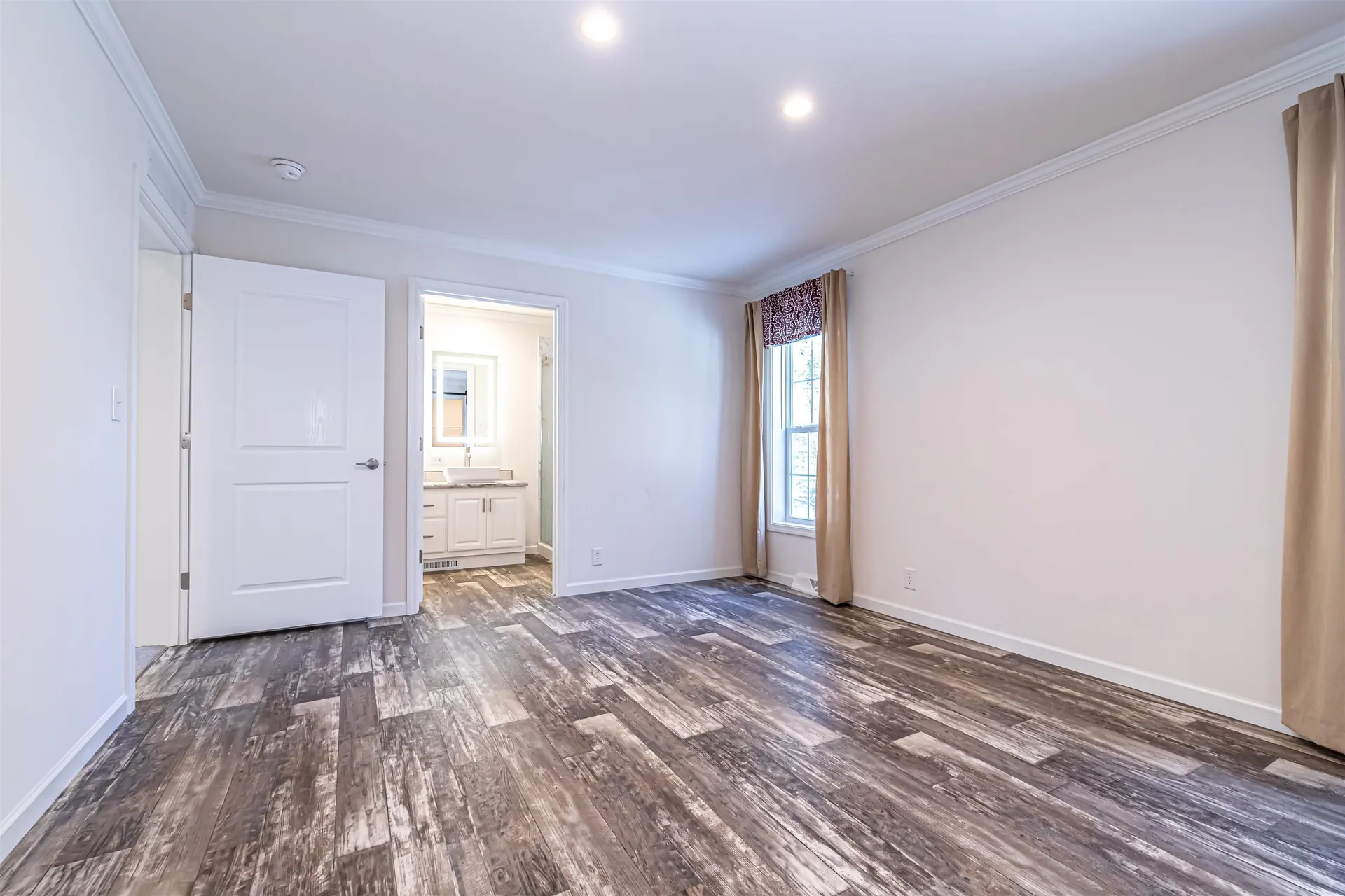 93 Osprey Road Alton NH 03809-5067