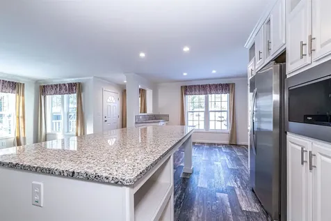 93 Osprey Road Alton NH 03809-5067