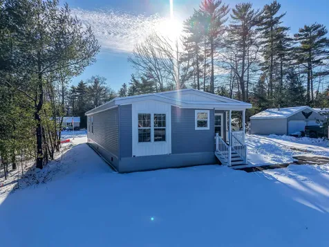 93 Osprey Road Alton NH 03809-5067
