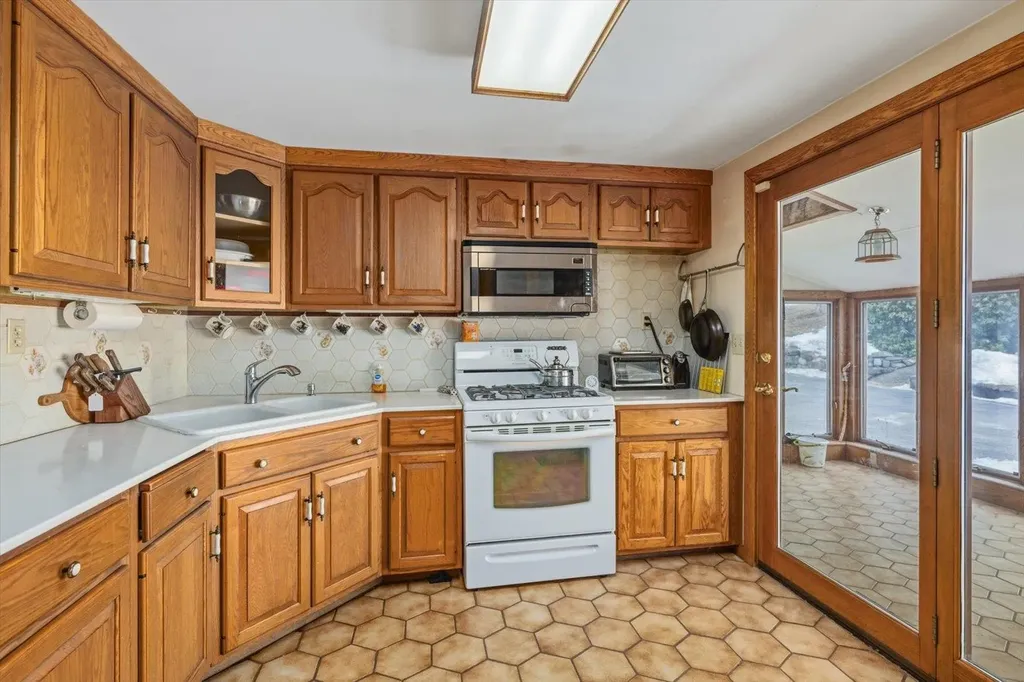 849 Route 10 Gilsum NH 03448