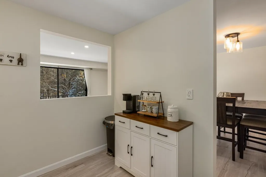 4 Brookside Drive Exeter NH 03833