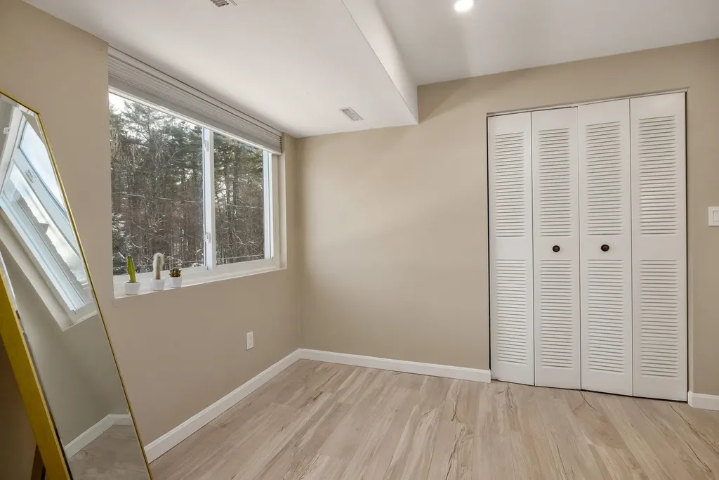 4 Brookside Drive Exeter NH 03833