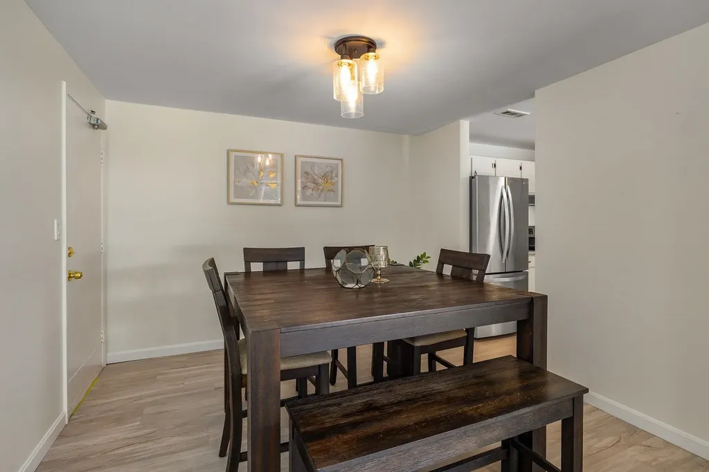 4 Brookside Drive Exeter NH 03833