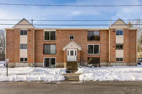 4 Brookside Drive Exeter NH 03833